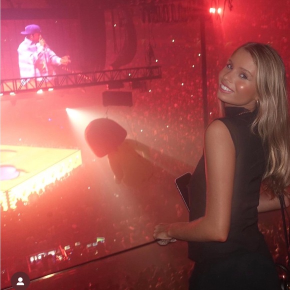 zara mesh top, worn once, sold out everywhere - Picture 1 of 4